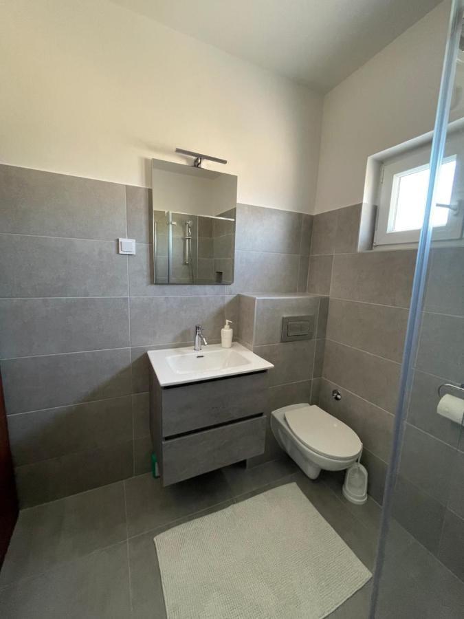 Apartmani Fulir Vrsi Bagian luar foto