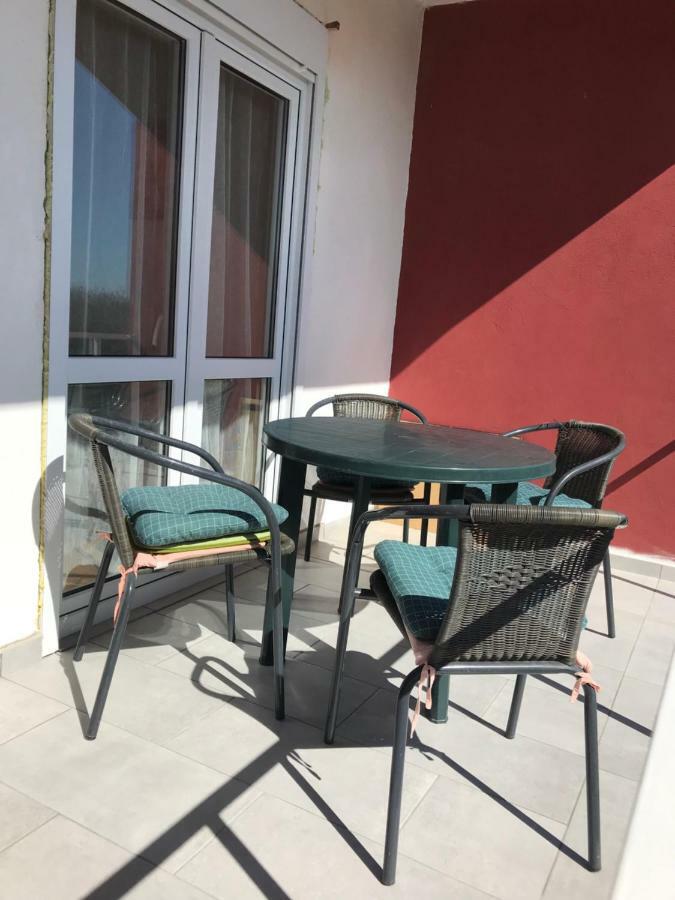 Apartmani Fulir Vrsi Bagian luar foto